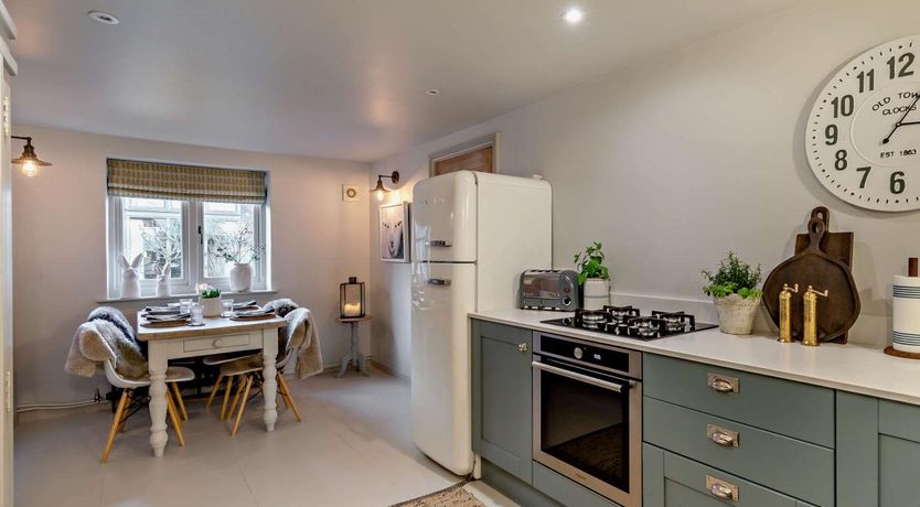 Photo of 2 Bed in Warwick