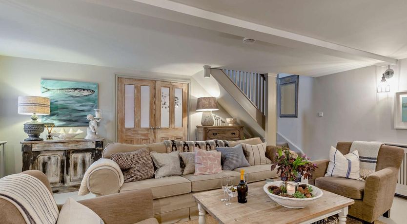 Photo of 2 Bed in Warwick