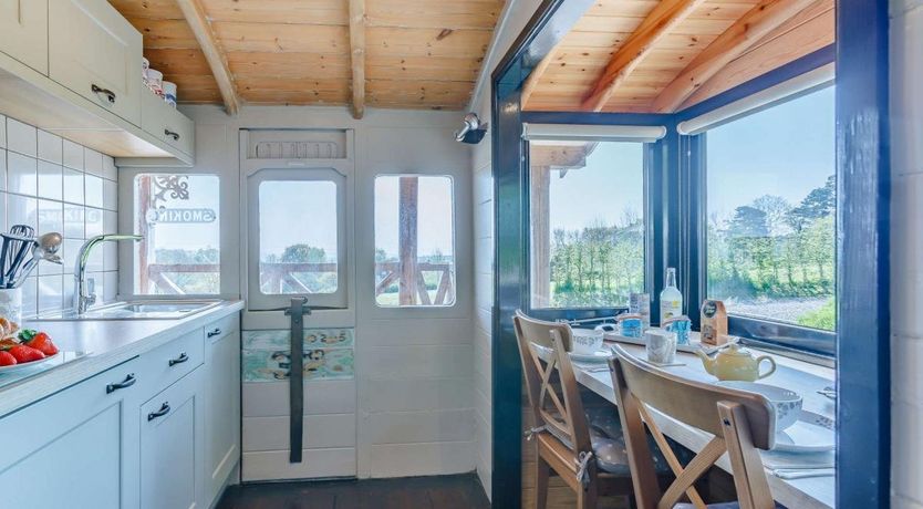 Photo of 1 Bed in Longdown