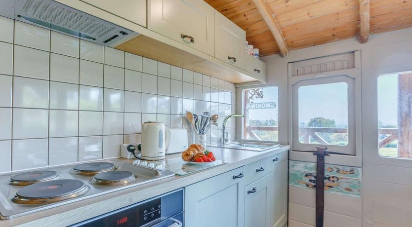 Photo of 1 Bed in Longdown