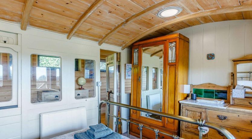 Photo of 1 Bed in Longdown