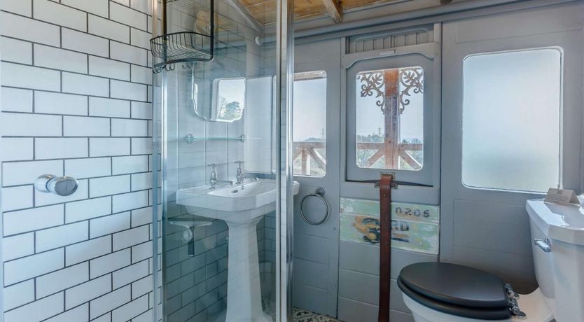 Photo of 1 Bed in Longdown