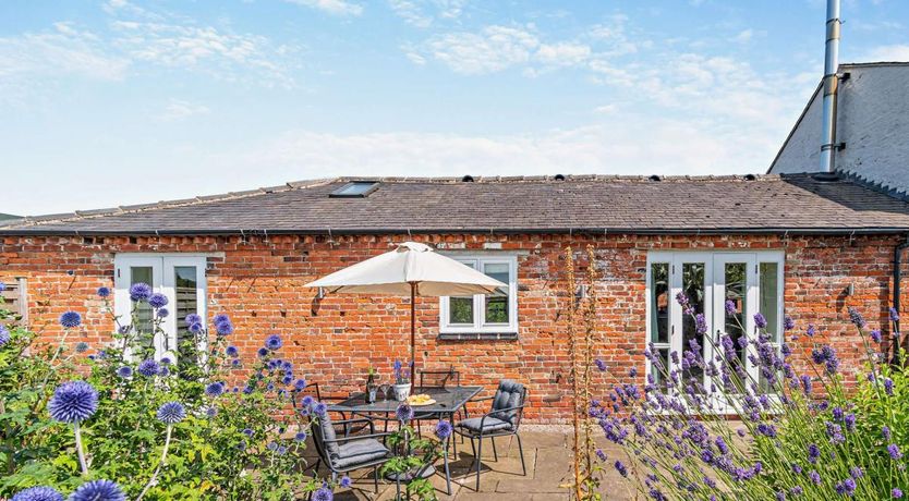 Photo of 1 Bed in Hilton