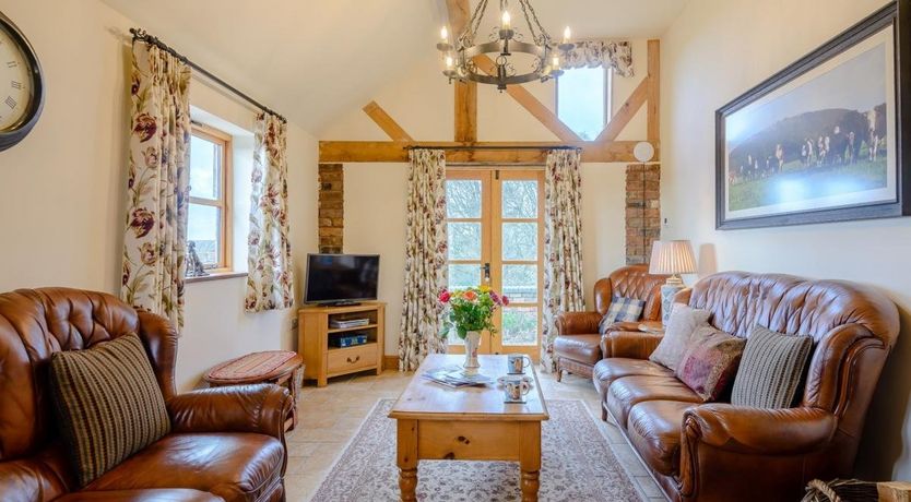 Photo of 2 Bed in Leighton