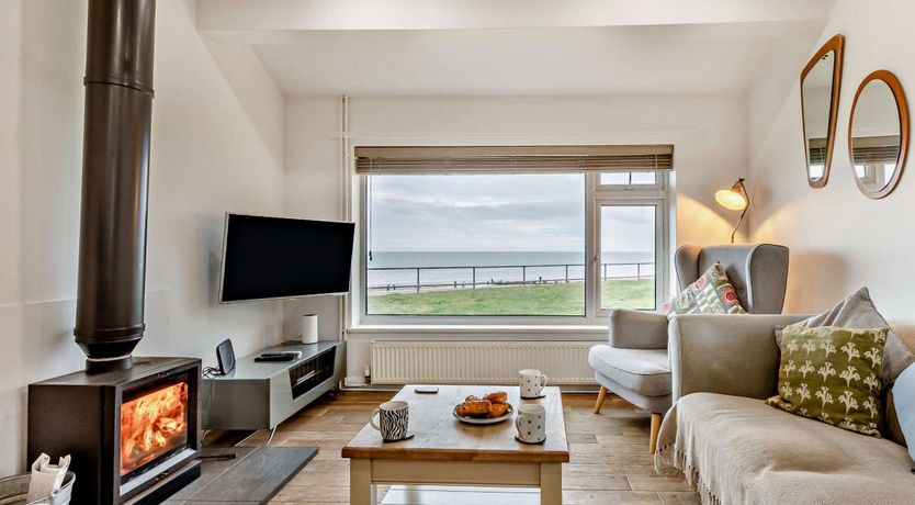 Photo of in Bacton (75391)