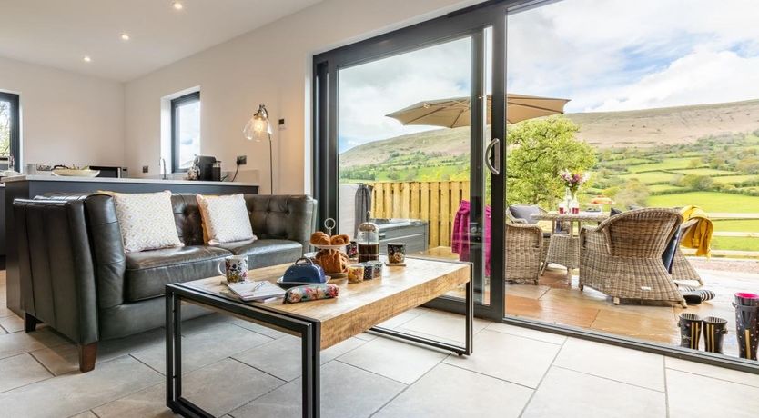 Photo of 2 Bed in Longtown