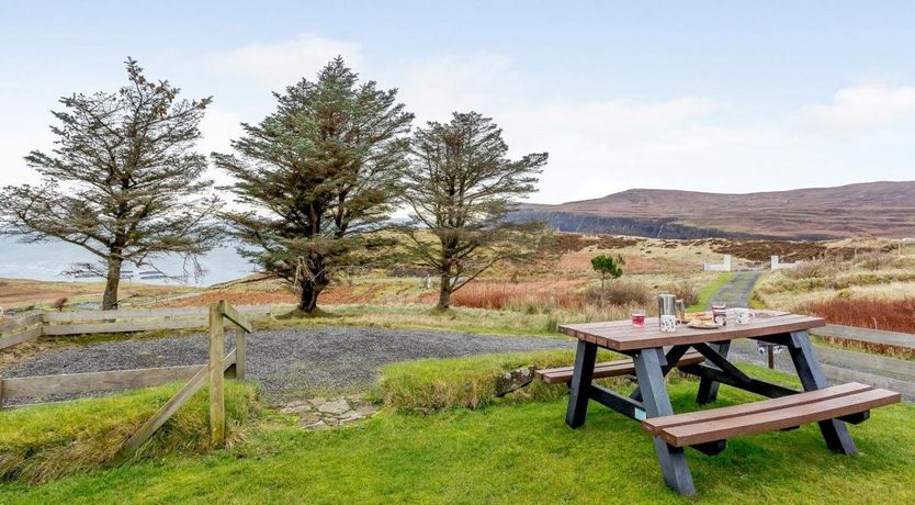 Photo of 3 Bed in Glendale