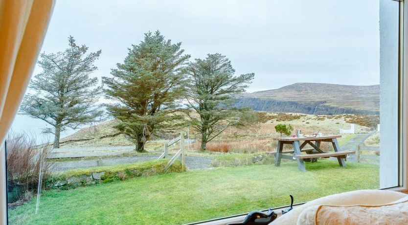 Photo of 3 Bed in Glendale