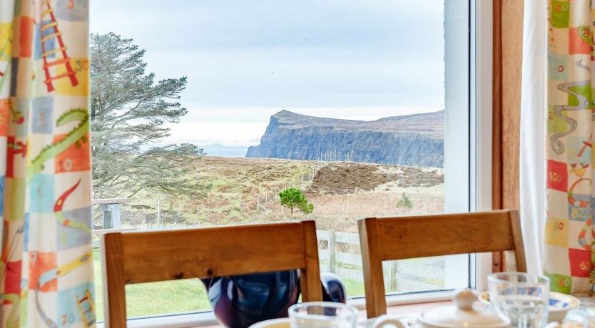 Photo of 3 Bed in Glendale