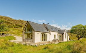 Photo of Cottage in The Highlands