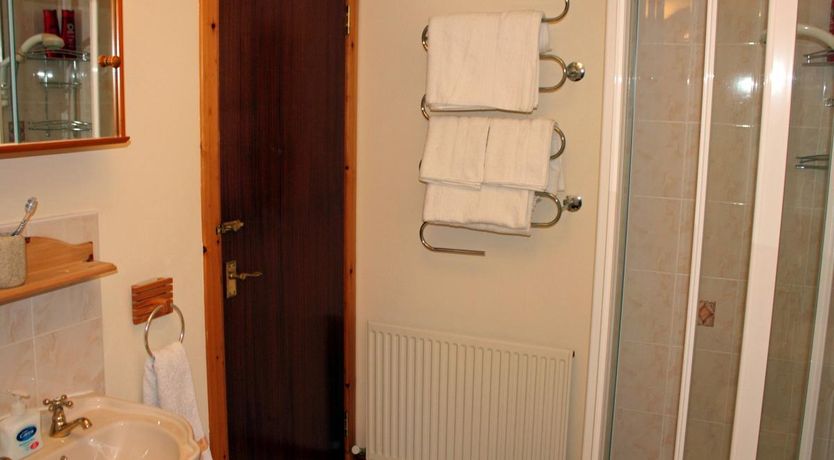 Photo of 3 Bed in Leanish