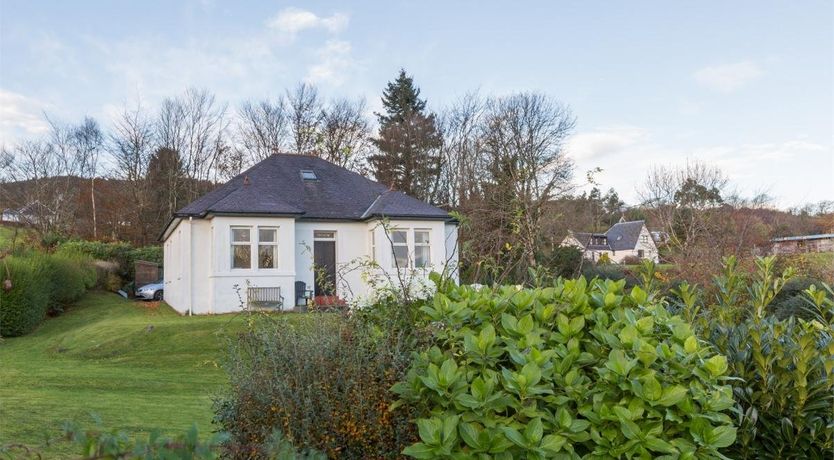 Photo of 2 Bed in Whiting Bay