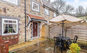 Photo of Cottage in Derbyshire