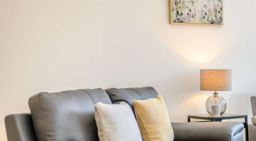 Photo of 2 Bed in Lyndhurst