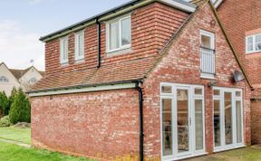 Photo of in Godshill  (77796)