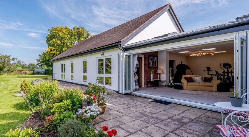 Photo of 5 Bed in Chester