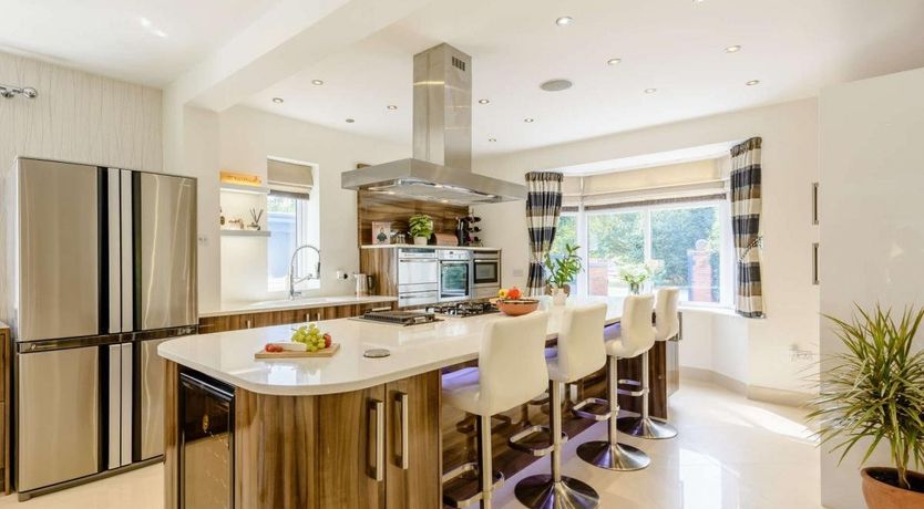 Photo of 5 Bed in Chester