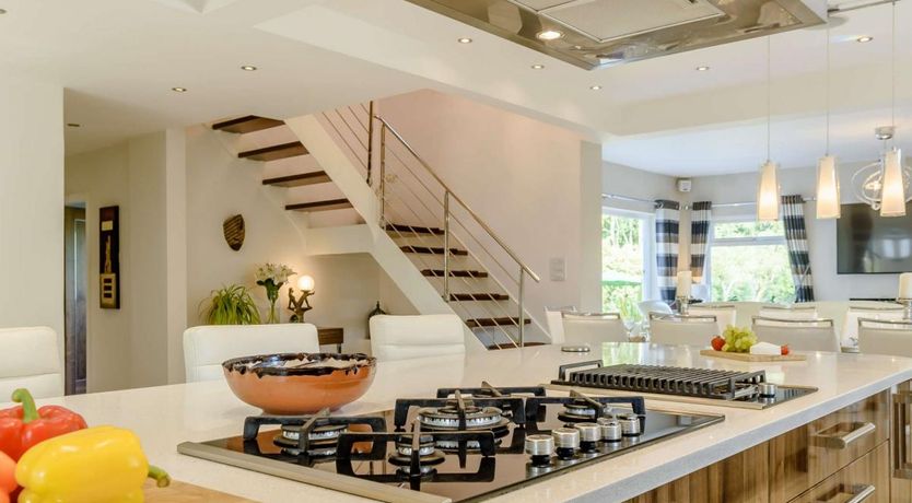 Photo of 5 Bed in Chester