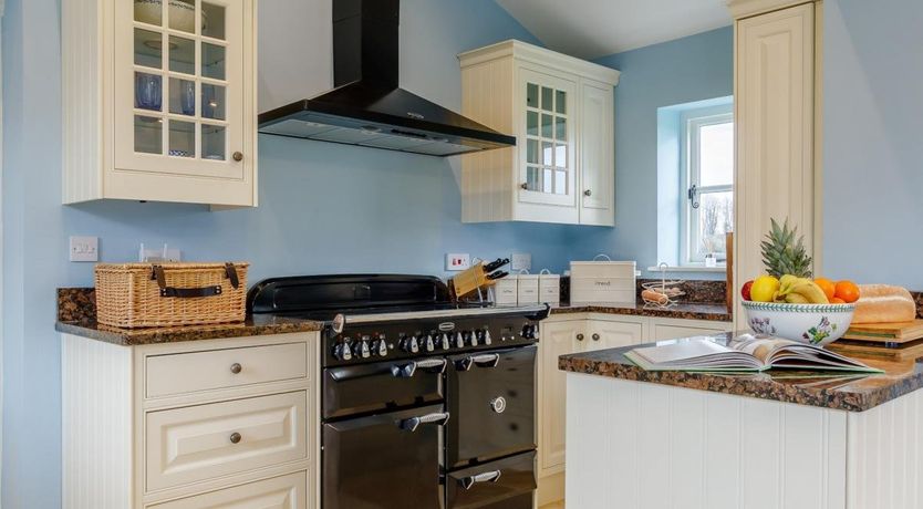 Photo of 3 Bed in Frampton on Severn