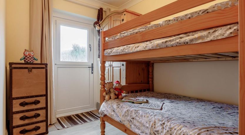 Photo of 2 Bed in Penclawdd