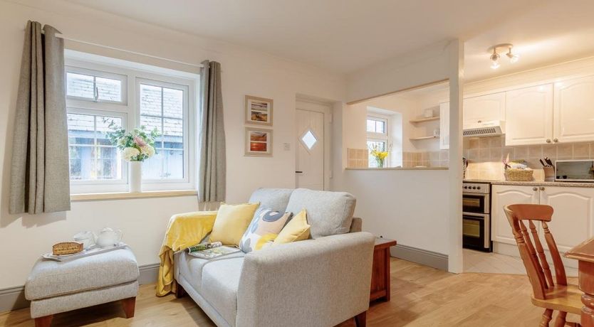 Photo of 2 Bed in Penclawdd