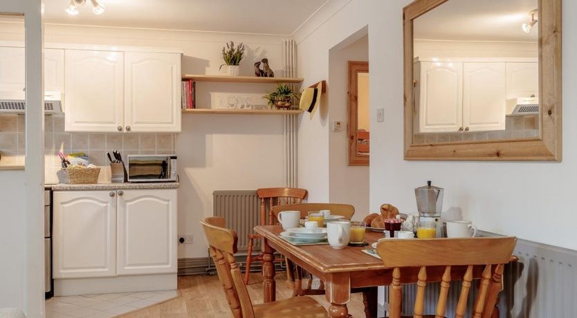 Photo of 2 Bed in Penclawdd