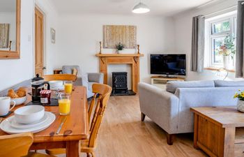 in Penclawdd (77978) Holiday Cottage