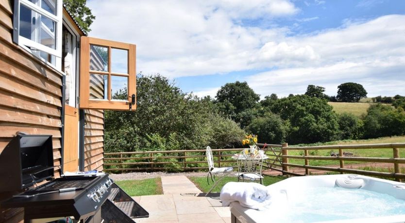 Photo of Log Cabin in Herefordshire