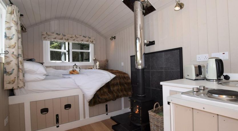 Photo of 1 Bed in Twyford