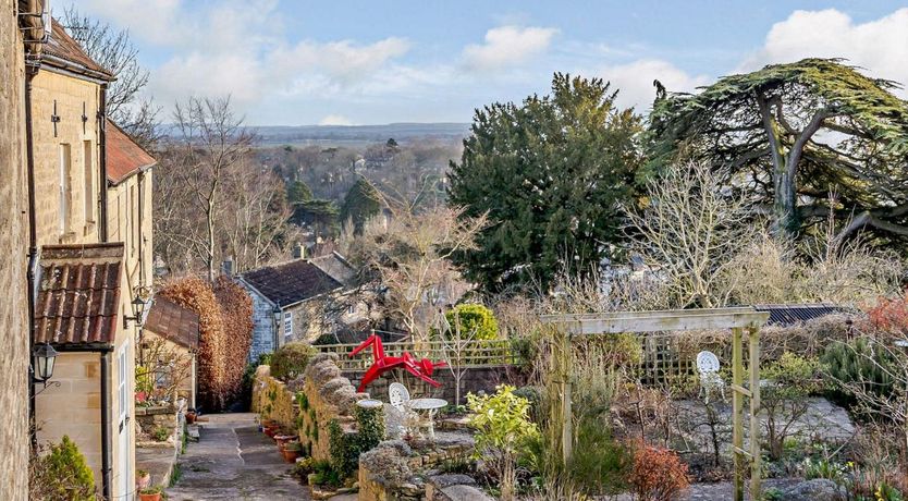 Photo of 1 Bed in Bradford-on-Avon