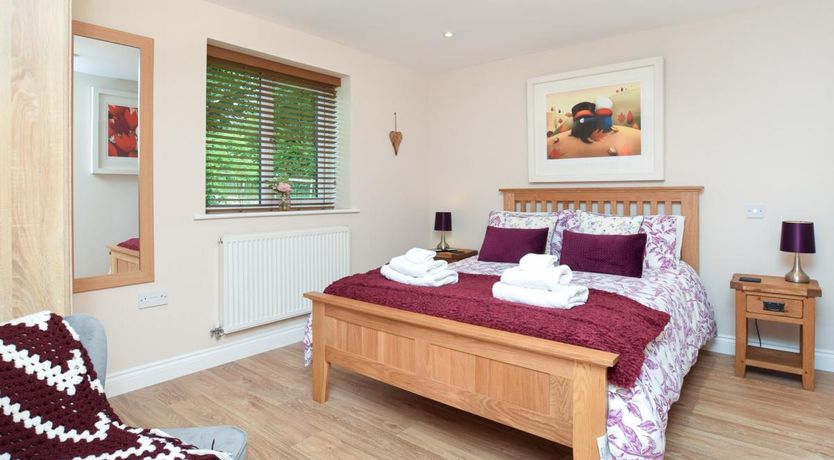 Photo of 3 Bed in Stanton-by-Bridge