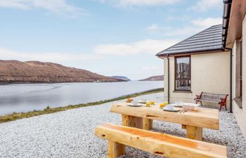 3 Bed in Isle Of Skye Holiday Cottage