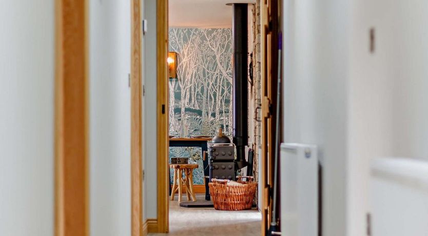 Photo of 3 Bed in Forth