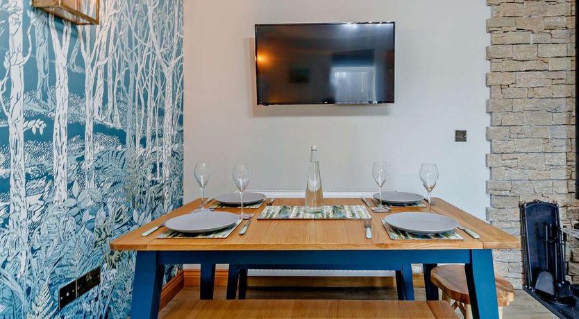 Photo of 3 Bed in Forth