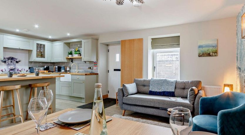 Photo of 3 Bed in Forth