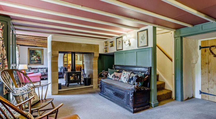 Photo of 7 Bed in Stoke-on-trent