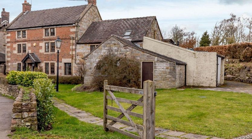 Photo of House in Staffordshire