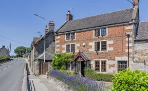 Photo of 7 Bed in Waterhouses