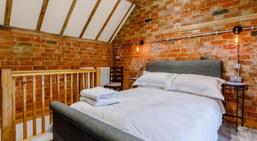 Photo of 1 Bed in Stoulton