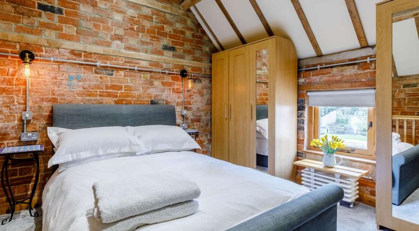 Photo of 1 Bed in Stoulton