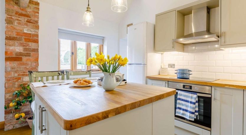 Photo of 1 Bed in Stoulton