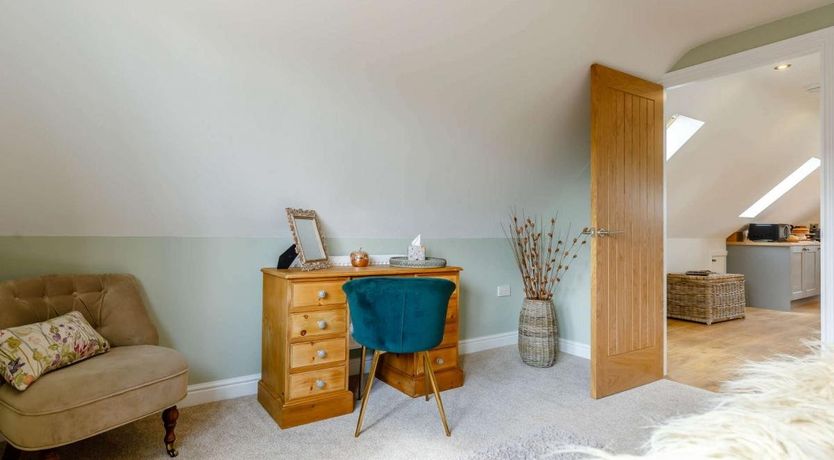 Photo of 1 Bed in Allensmore