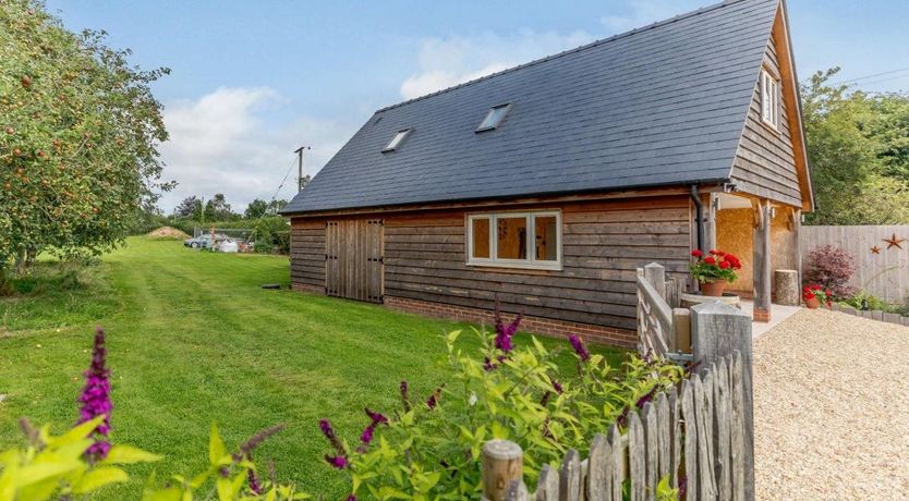 Photo of 1 Bed in Allensmore