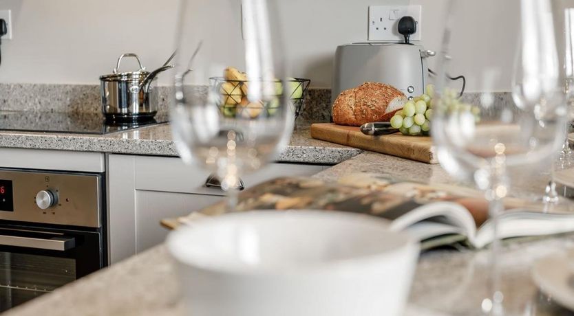 Photo of 2 Bed in Meltham