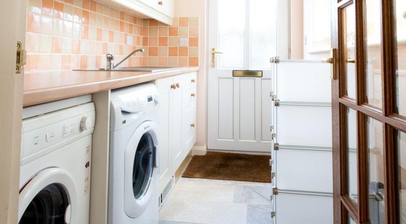 Photo of 3 Bed in Holme