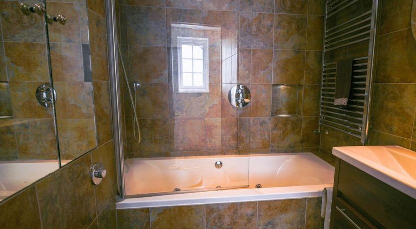 Photo of 2 Bed in Lyndhurst