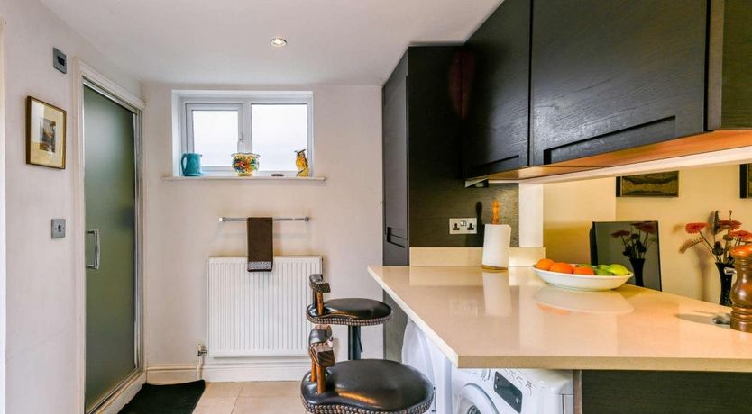 Photo of 2 Bed in Lyndhurst