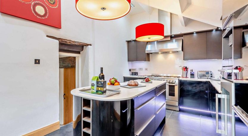 Photo of 3 Bed in Underskiddaw