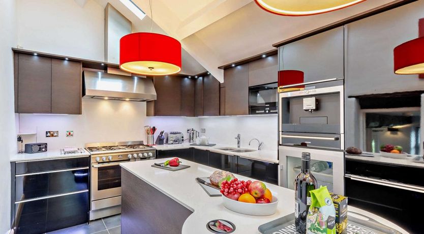 Photo of 3 Bed in Underskiddaw