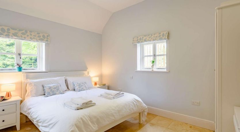 Photo of 3 Bed in Ledsham